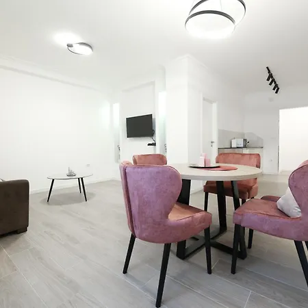 Point Apartmani, * Banja Luka